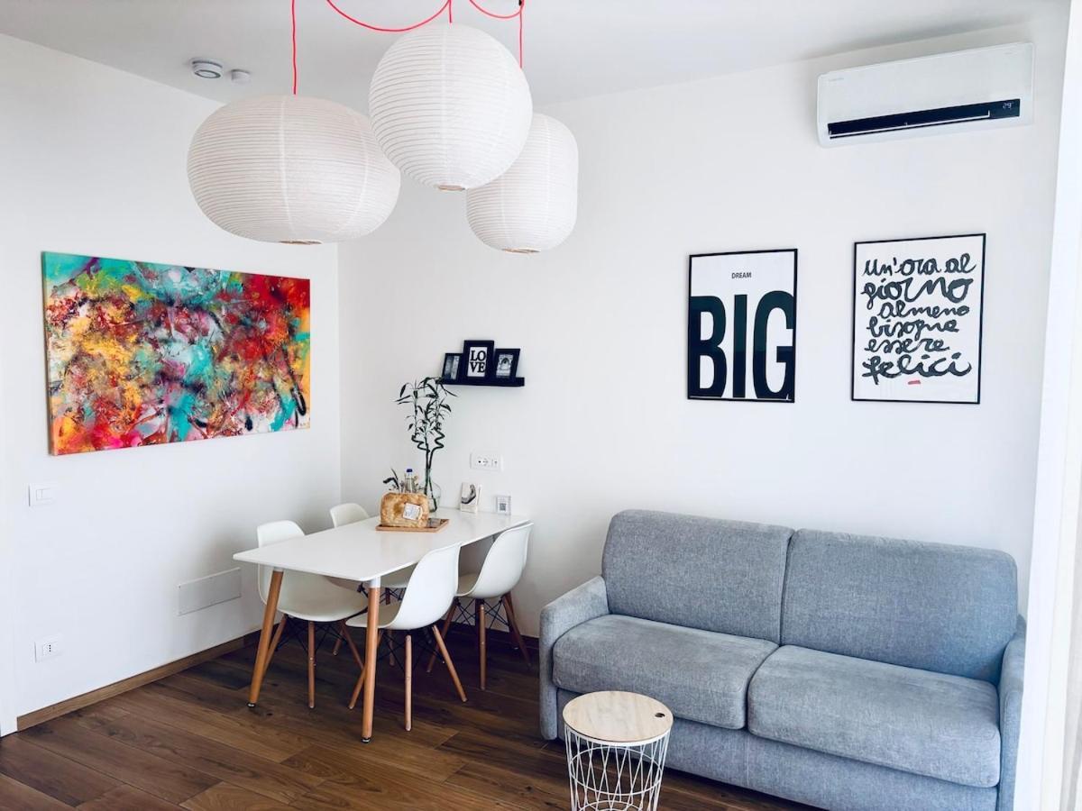 M4 White Monolocale Moderno E Funzionale Apartment Scandicci Exterior photo